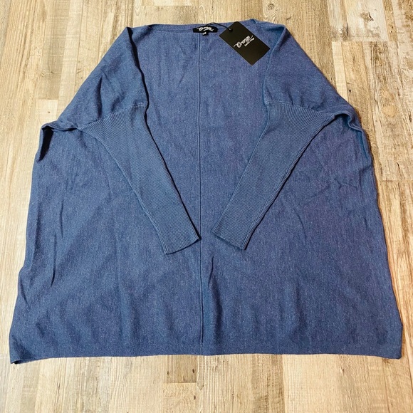 Orange Fashion Village sweater - Picture 1 of 4